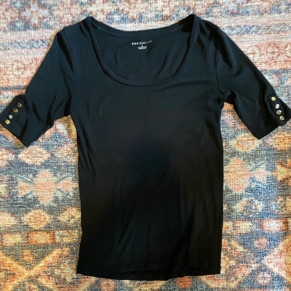 Black shirt